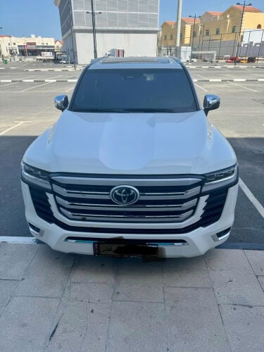 لاندكروزر في اكس آر 