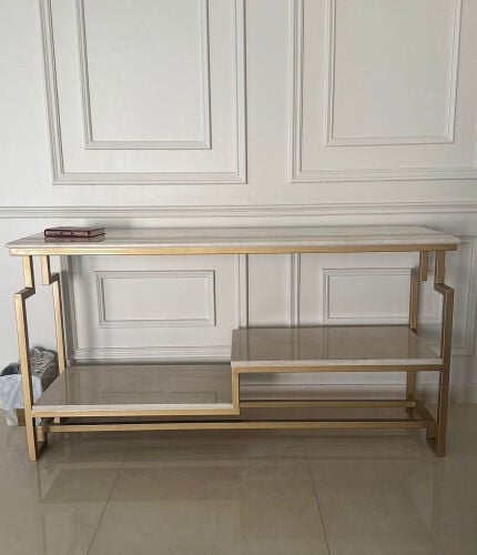 طاولات رخام جديده الوحده ب1000