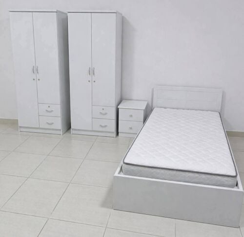 سرير ومرتبة