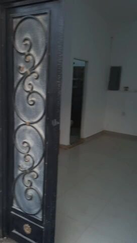 ستوديوارضى عائلى بمعيذرشمالى غرفه