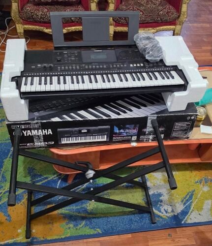 Yamaha PSR-E463 Keyboard – Full Pac