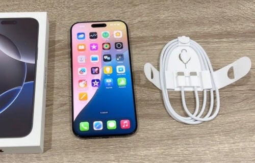 آيفون ١٦ بروماكس 
