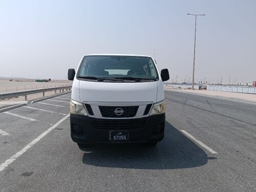 Nissan urban NV 350