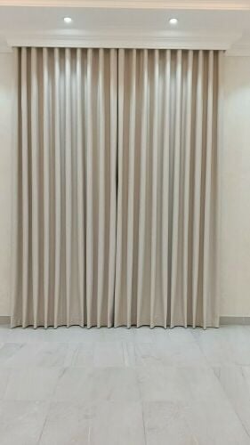 Curtain sofa make and Upholstery