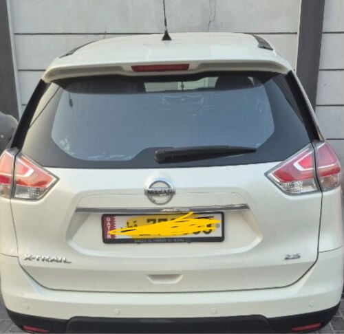 Nissan Xtera