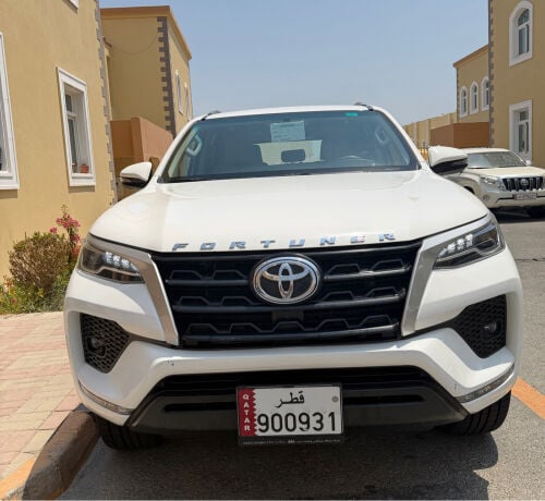 TOYOTA FORTUNER 2023
