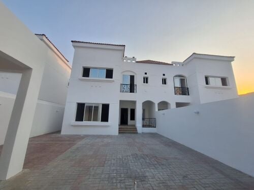 4Bhk standalone villa @ old airport