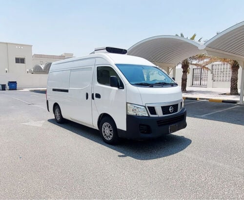 NISSAN URVAN 
