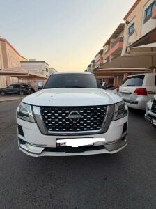 نيسان باترول 2012