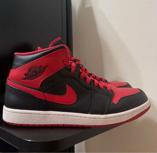 Jordan 1 mid