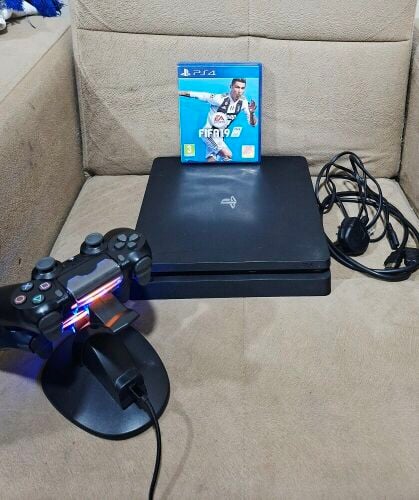Ps4 Slim still in a new condition