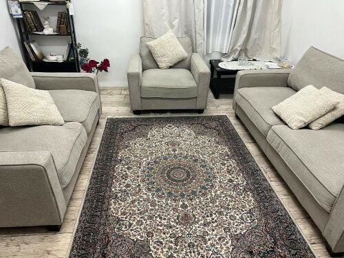 طقم كنب بحاله ممتازه