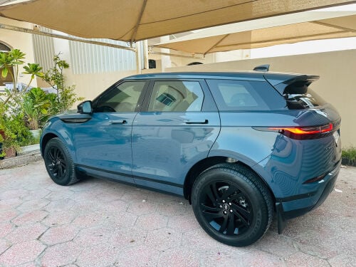 Range Rover Evoqu 2024 dynamic 