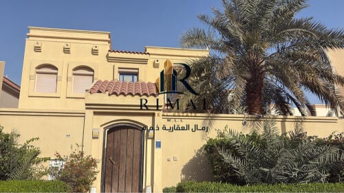 Standalone villa for Duhail