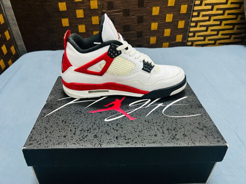 Jordan 4