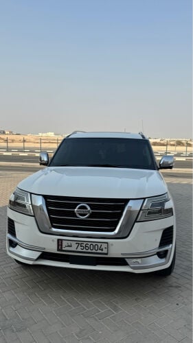 نيسان 