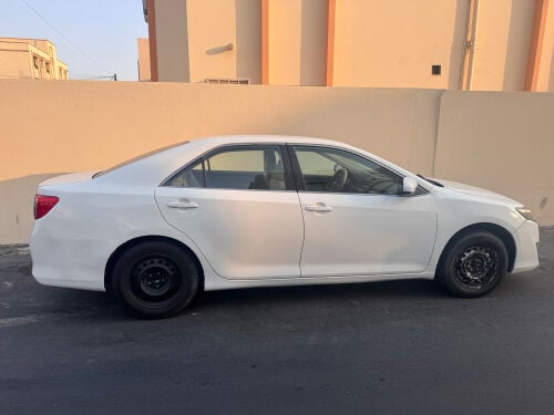 TOYOTA CAMRY GL