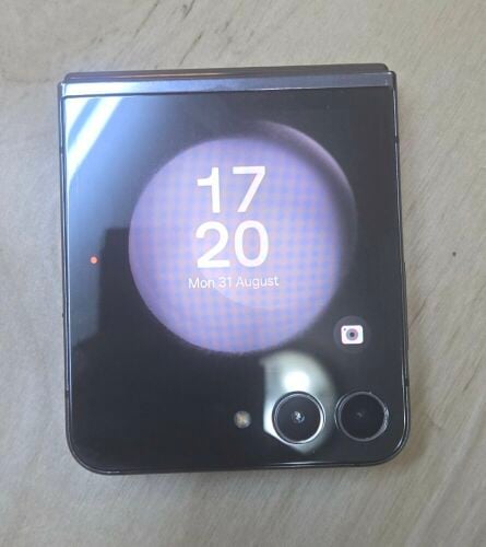 SAMSUNG GALAXY Z FLIP 5 (512GB)