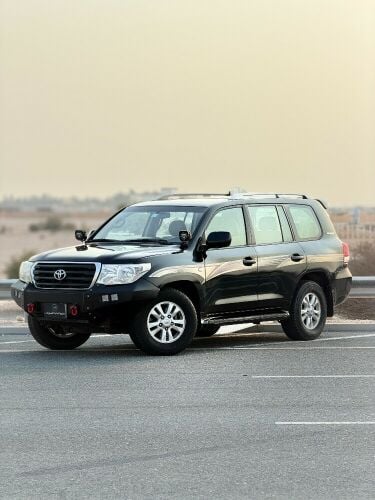Toyota land cruiser GXR2011