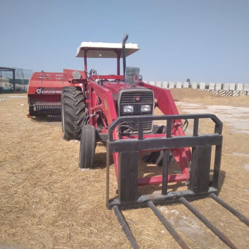 TRACTOR MASSEY WITH BAILLER GRASS
