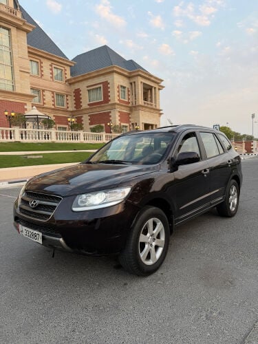 Hyundai ( clean car ) 