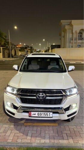 For sale: Land Cruiser 2016 V8