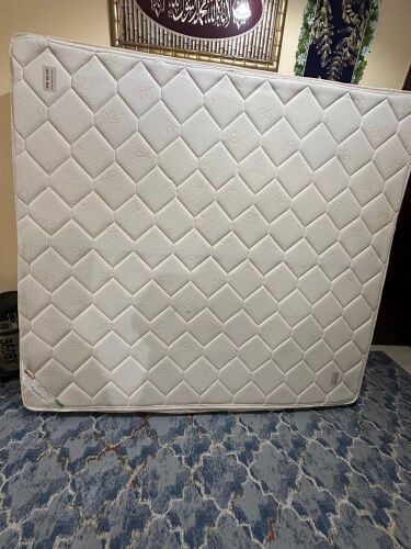 فرشه للبيع 
