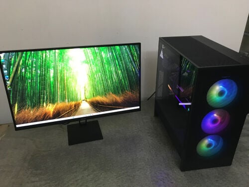 RTX 4070 Gaming Pc with 2k monitor 