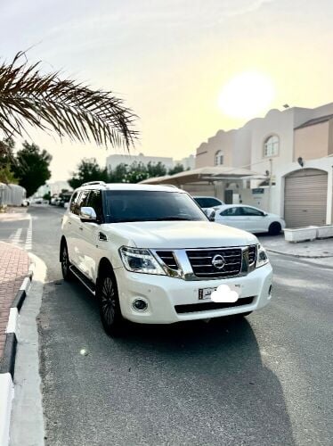 NISSAN PLATINUM 2014 _ V8