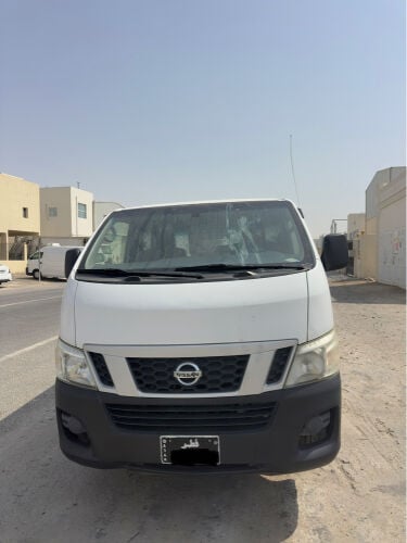 NISSAN URVAN