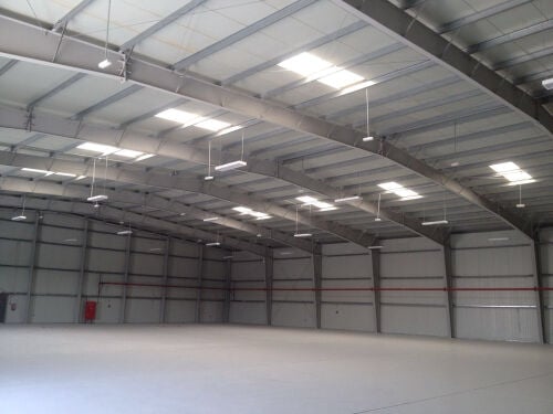 workshop and storage for renting 