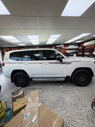land cruiser GX 