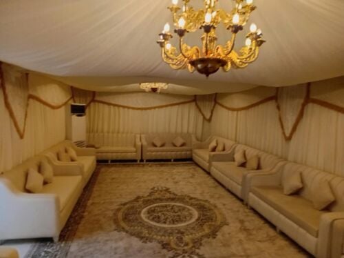 ديكورات طاولات كراسي خيم