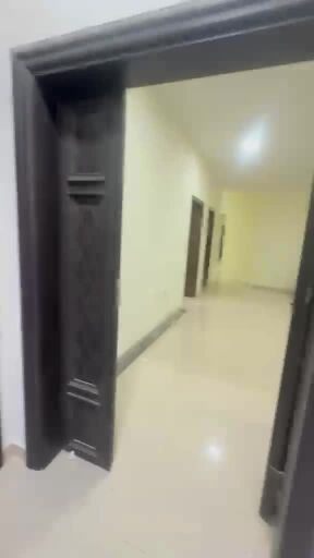 طابق ارضى من فيلا الثمامه  شامل 