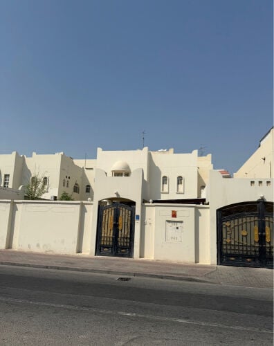 فيلاللبيع اسلطه712متر مؤجره