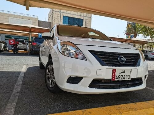 Nissan sunny 2012
