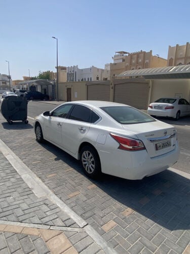Nissan Altima 2015 family used