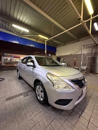 nissan sunny