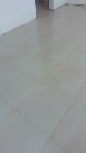 تركيب السيراميك والبلاط الشعبي