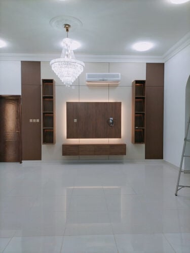 نقوم بجميع أنواع ديكورات الستائر