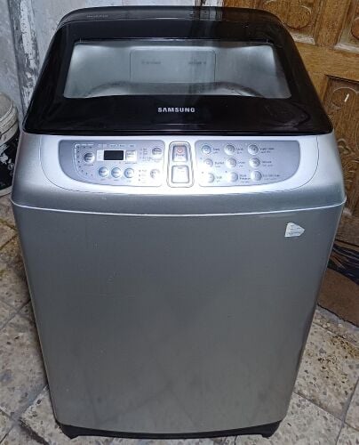 Samsung 11kg for sell.