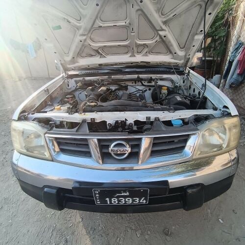 NISSAN PICKUP 2008