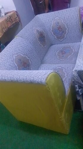 majlis sofa