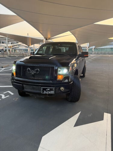 for sale f150 4doors model 2013    
