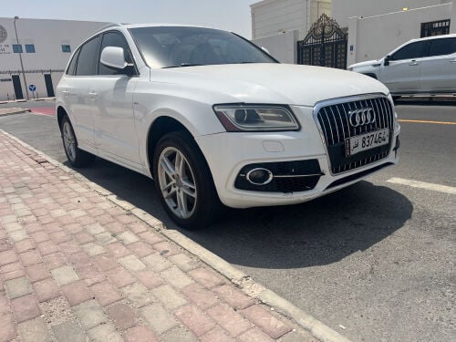 AUDI Q5 