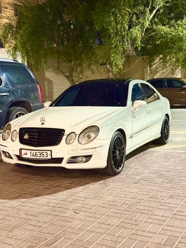 Mercedes E280 