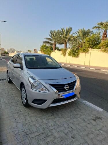 nissan sunny 131000 km 2 small acci