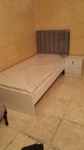 سرير ومرتبة