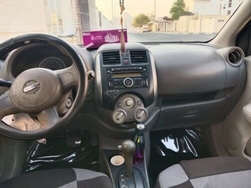 Nissan sunny 2012