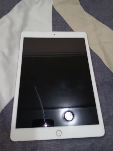 iPad 7th Generation 32GB